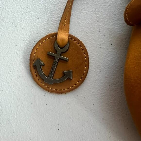 Harbour 2nd Crossbody Bag Leather Cotton Lining Magnetic Zipper Adjustable Strap - Picture 9 of 14